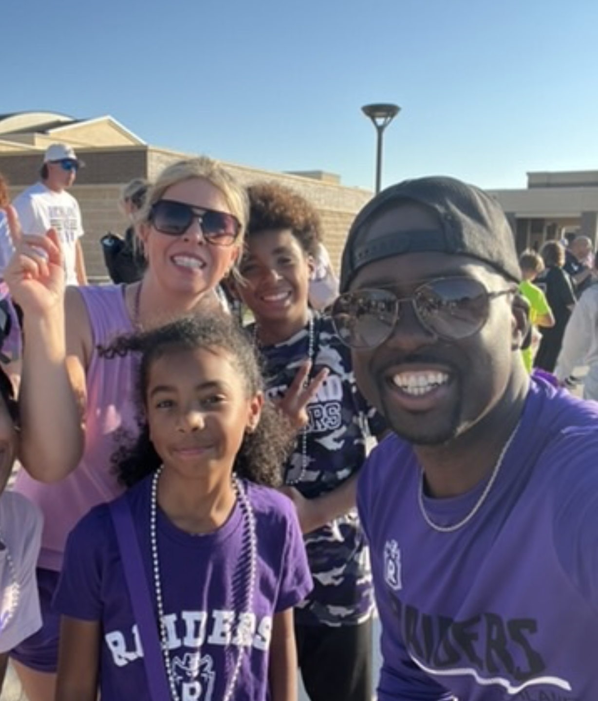 Tommy Wooten and family in Richland Raiders gear